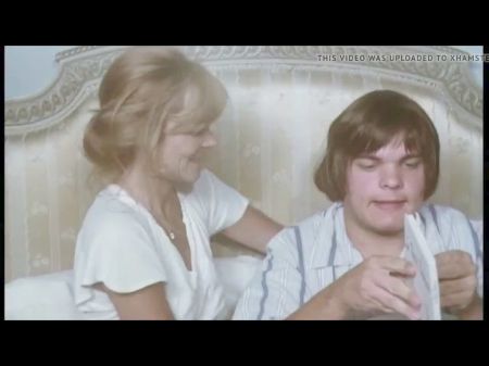 mom helps son to take a bath