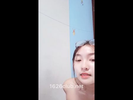 two indonesia maids live