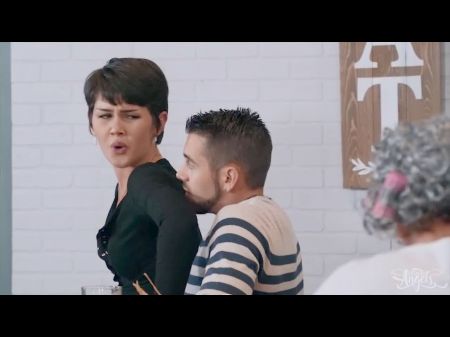 shemales daisy taylor