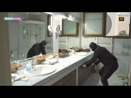 diana devoid and cashmere