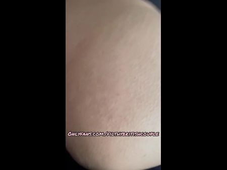 she fingers her ass while fucking