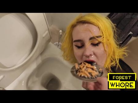 lesbians anal pissing