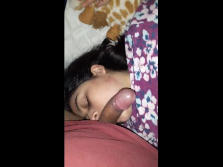 exitada manoseandose dormida