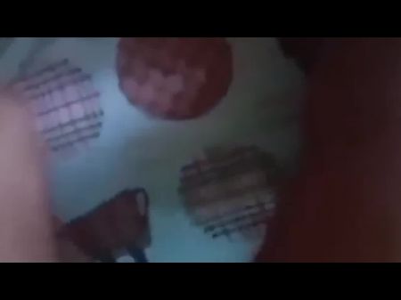 sucking clitt