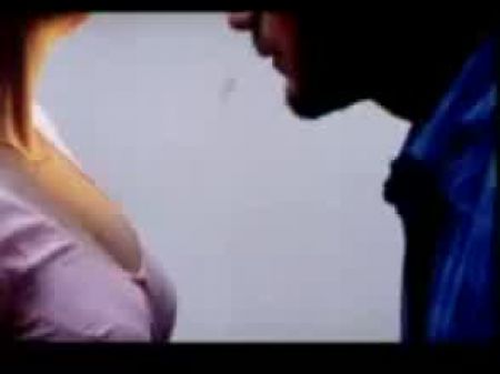 divya aunti navel kiss