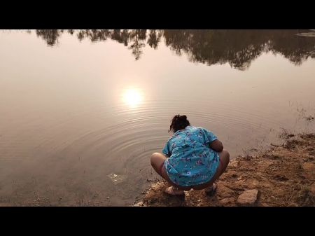 desi bathing saught