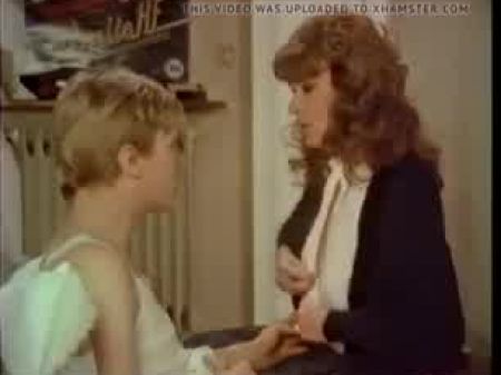 vintage nipple kissing